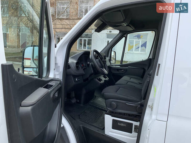 Белый Мерседес Sprinter, объемом двигателя 2 л и пробегом 246 тыс. км за 29300 $, фото 16 на Automoto.ua