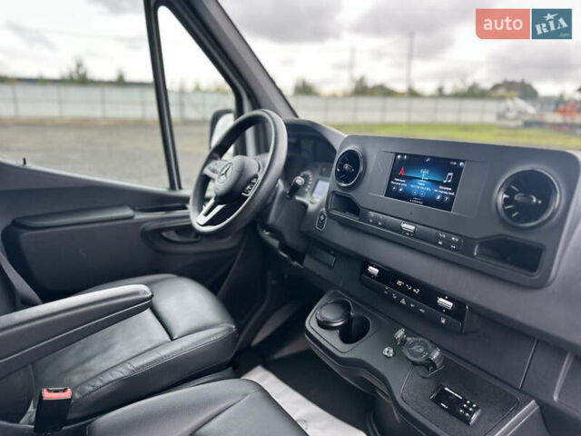 Белый Мерседес Sprinter, объемом двигателя 2.14 л и пробегом 433 тыс. км за 27900 $, фото 32 на Automoto.ua