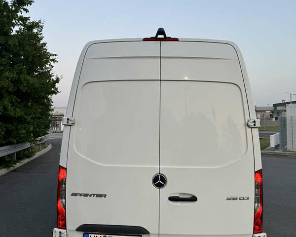 Білий Мерседес Sprinter, об'ємом двигуна 2.2 л та пробігом 201 тис. км за 25000 $, фото 12 на Automoto.ua