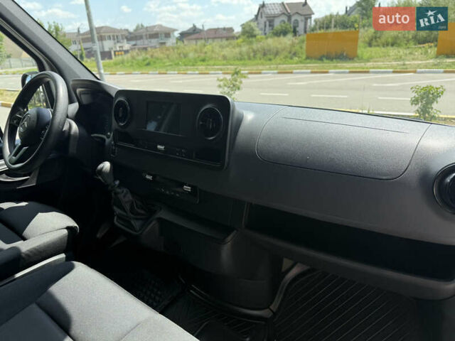 Белый Мерседес Sprinter, объемом двигателя 2.14 л и пробегом 188 тыс. км за 24900 $, фото 9 на Automoto.ua