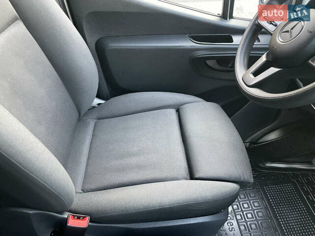 Белый Мерседес Sprinter, объемом двигателя 2.2 л и пробегом 267 тыс. км за 20999 $, фото 53 на Automoto.ua