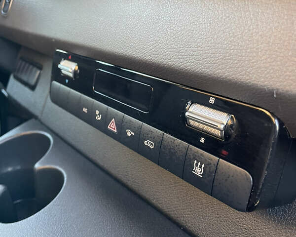 Білий Мерседес Sprinter, об'ємом двигуна 3 л та пробігом 230 тис. км за 39000 $, фото 18 на Automoto.ua