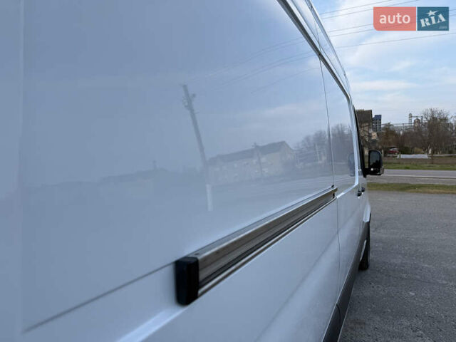 Белый Мерседес Sprinter, объемом двигателя 2.14 л и пробегом 230 тыс. км за 21500 $, фото 23 на Automoto.ua