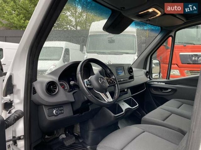 Белый Мерседес Sprinter, объемом двигателя 2.2 л и пробегом 194 тыс. км за 29850 $, фото 40 на Automoto.ua