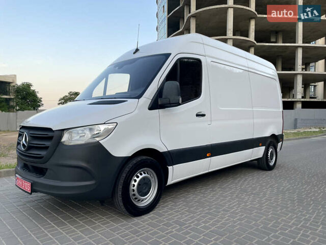 Белый Мерседес Sprinter, объемом двигателя 2.2 л и пробегом 267 тыс. км за 20999 $, фото 11 на Automoto.ua