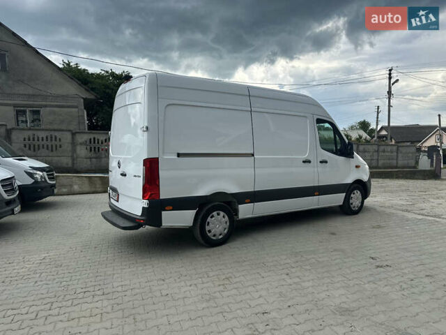 Белый Мерседес Sprinter, объемом двигателя 2.14 л и пробегом 290 тыс. км за 23070 $, фото 3 на Automoto.ua