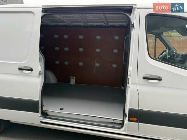 Белый Мерседес Sprinter, объемом двигателя 2.2 л и пробегом 287 тыс. км за 25450 $, фото 45 на Automoto.ua