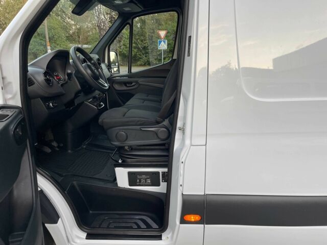 Білий Мерседес Sprinter, об'ємом двигуна 2.2 л та пробігом 337 тис. км за 24800 $, фото 10 на Automoto.ua