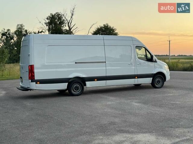 Белый Мерседес Sprinter, объемом двигателя 2.2 л и пробегом 267 тыс. км за 28900 $, фото 15 на Automoto.ua
