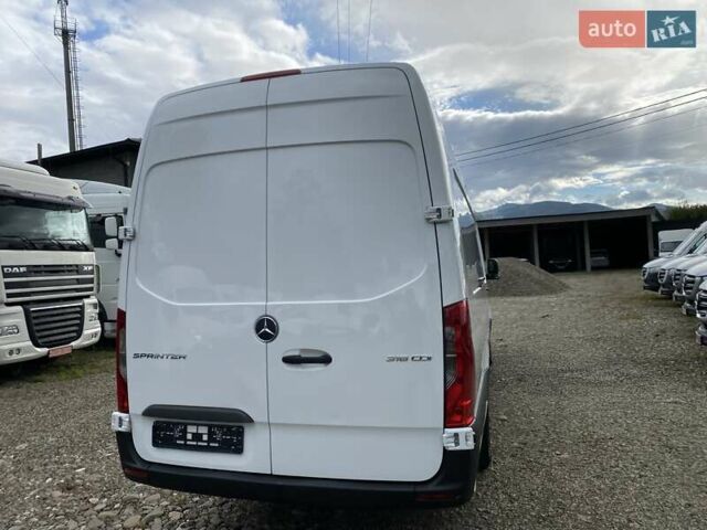 Белый Мерседес Sprinter, объемом двигателя 2.2 л и пробегом 193 тыс. км за 22850 $, фото 15 на Automoto.ua