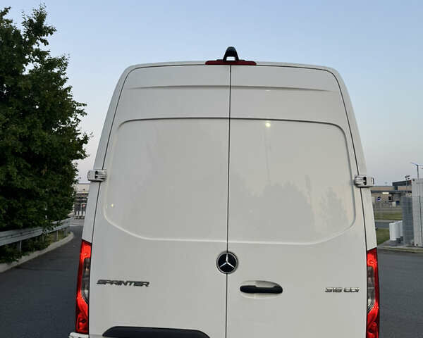 Білий Мерседес Sprinter, об'ємом двигуна 2.2 л та пробігом 201 тис. км за 25000 $, фото 10 на Automoto.ua