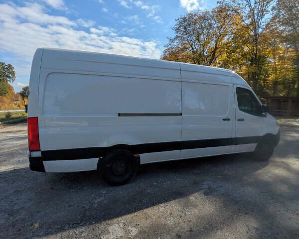 Белый Мерседес Sprinter, объемом двигателя 3 л и пробегом 157 тыс. км за 35000 $, фото 5 на Automoto.ua