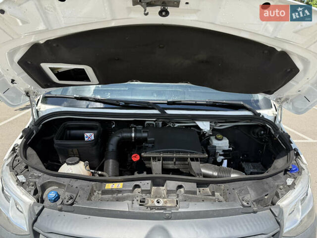 Белый Мерседес Sprinter, объемом двигателя 2.14 л и пробегом 188 тыс. км за 24900 $, фото 19 на Automoto.ua