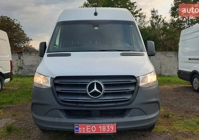 Белый Мерседес Sprinter, объемом двигателя 2.2 л и пробегом 201 тыс. км за 26599 $, фото 34 на Automoto.ua