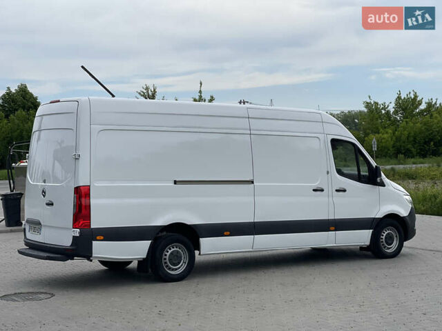 Белый Мерседес Sprinter, объемом двигателя 2.2 л и пробегом 188 тыс. км за 22800 $, фото 7 на Automoto.ua