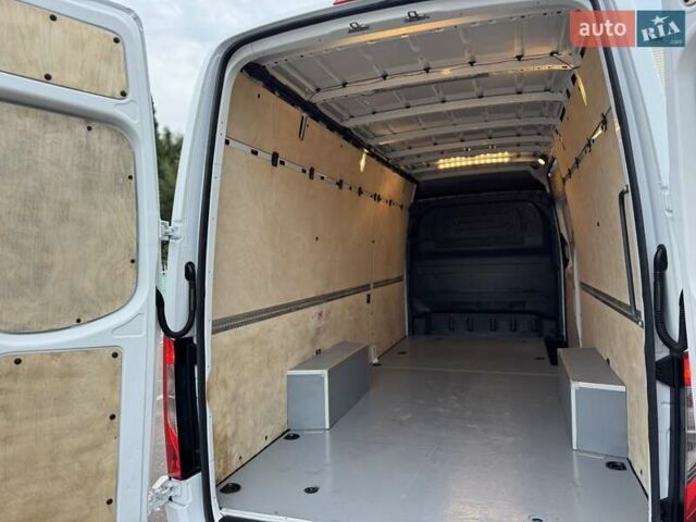 Белый Мерседес Sprinter, объемом двигателя 2.2 л и пробегом 243 тыс. км за 25800 $, фото 49 на Automoto.ua