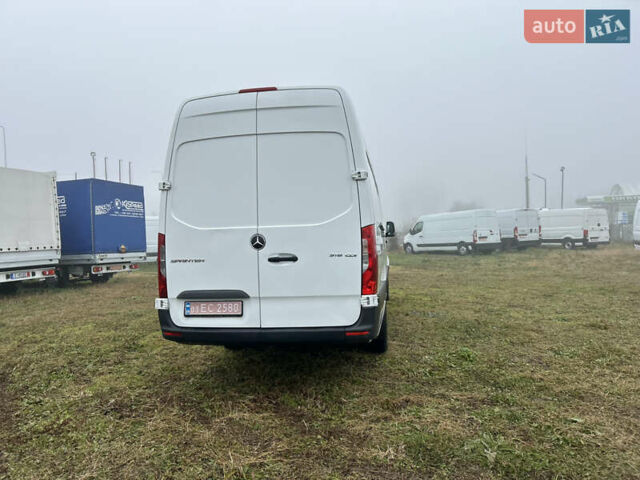 Белый Мерседес Sprinter, объемом двигателя 2.2 л и пробегом 143 тыс. км за 24400 $, фото 14 на Automoto.ua
