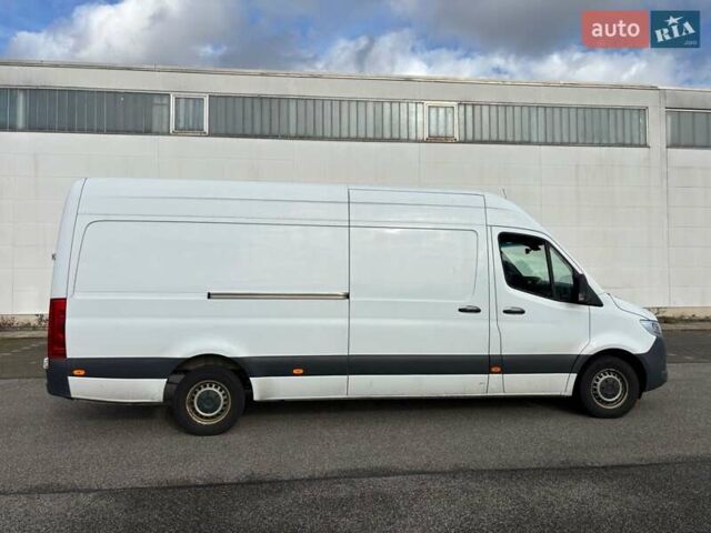 Белый Мерседес Sprinter, объемом двигателя 0 л и пробегом 400 тыс. км за 21999 $, фото 4 на Automoto.ua