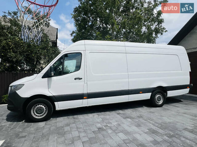 Белый Мерседес Sprinter, объемом двигателя 2.14 л и пробегом 575 тыс. км за 27500 $, фото 4 на Automoto.ua