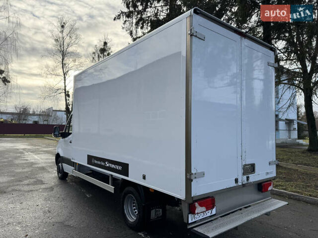 Белый Мерседес Sprinter, объемом двигателя 2.2 л и пробегом 293 тыс. км за 28800 $, фото 9 на Automoto.ua