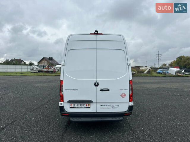 Белый Мерседес Sprinter, объемом двигателя 2.14 л и пробегом 433 тыс. км за 27900 $, фото 8 на Automoto.ua