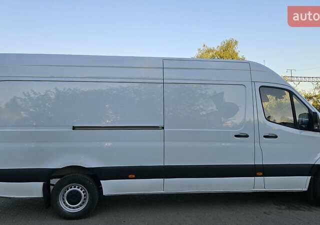 Белый Мерседес Sprinter, объемом двигателя 2.2 л и пробегом 174 тыс. км за 27500 $, фото 14 на Automoto.ua
