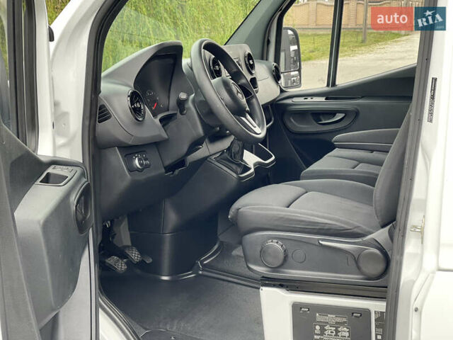 Белый Мерседес Sprinter, объемом двигателя 2.2 л и пробегом 188 тыс. км за 22800 $, фото 17 на Automoto.ua