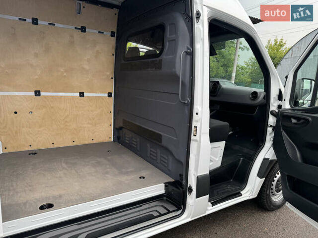 Білий Мерседес Sprinter, об'ємом двигуна 2.2 л та пробігом 207 тис. км за 22900 $, фото 28 на Automoto.ua