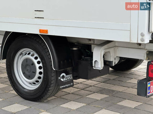 Білий Мерседес Sprinter, об'ємом двигуна 2.2 л та пробігом 254 тис. км за 24500 $, фото 61 на Automoto.ua