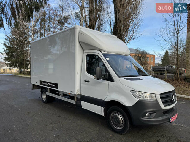 Белый Мерседес Sprinter, объемом двигателя 2.2 л и пробегом 293 тыс. км за 28800 $, фото 17 на Automoto.ua