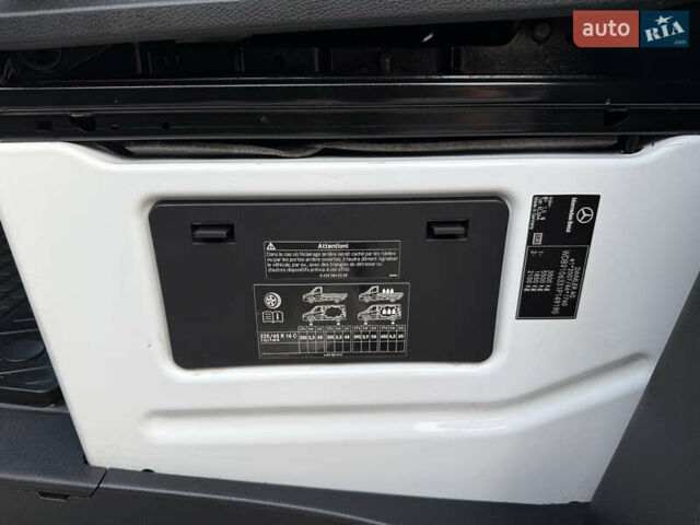 Белый Мерседес Sprinter, объемом двигателя 2.14 л и пробегом 230 тыс. км за 21500 $, фото 44 на Automoto.ua