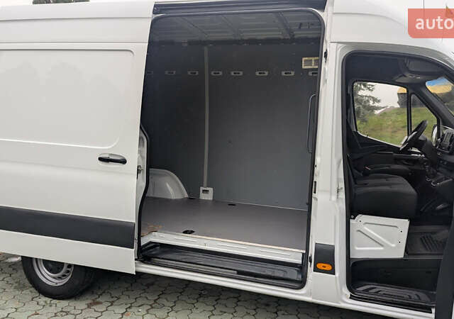 Белый Мерседес Sprinter, объемом двигателя 0 л и пробегом 212 тыс. км за 24200 $, фото 21 на Automoto.ua