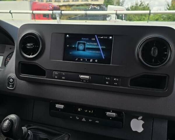 Белый Мерседес Sprinter, объемом двигателя 2.14 л и пробегом 335 тыс. км за 34261 $, фото 20 на Automoto.ua