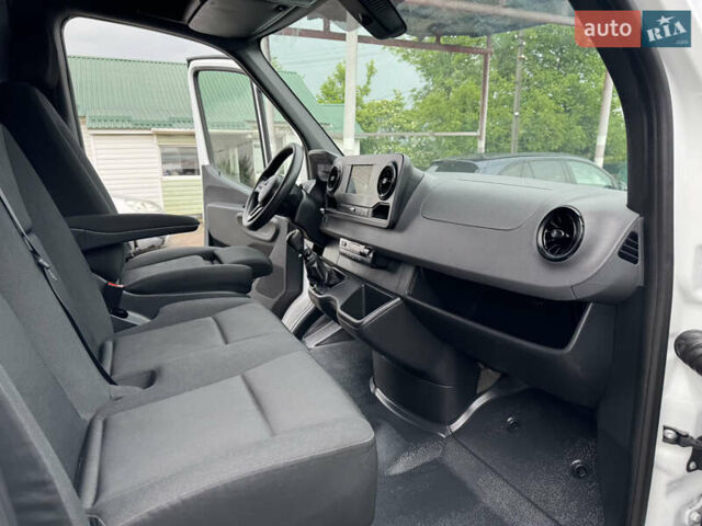 Білий Мерседес Sprinter, об'ємом двигуна 2.2 л та пробігом 207 тис. км за 22900 $, фото 25 на Automoto.ua