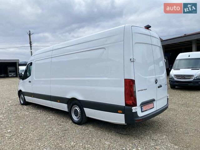 Белый Мерседес Sprinter, объемом двигателя 0 л и пробегом 198 тыс. км за 27850 $, фото 10 на Automoto.ua