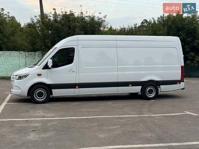 Белый Мерседес Sprinter, объемом двигателя 2.2 л и пробегом 243 тыс. км за 25800 $, фото 7 на Automoto.ua