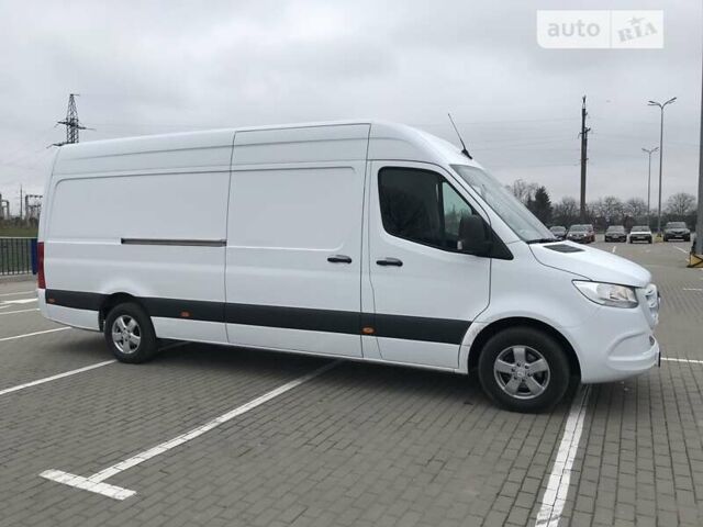 Белый Мерседес Sprinter, объемом двигателя 2.2 л и пробегом 246 тыс. км за 23900 $, фото 3 на Automoto.ua