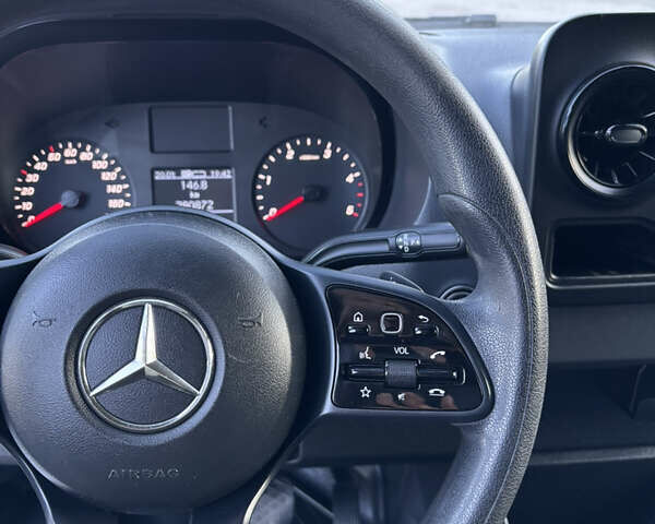 Белый Мерседес Sprinter, объемом двигателя 2.2 л и пробегом 280 тыс. км за 29000 $, фото 17 на Automoto.ua