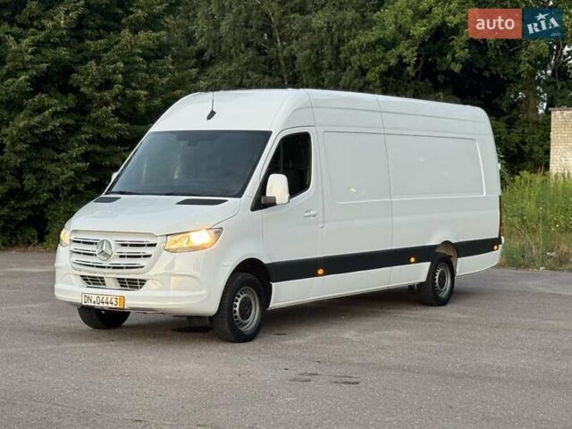 Белый Мерседес Sprinter, объемом двигателя 2.2 л и пробегом 267 тыс. км за 28900 $, фото 76 на Automoto.ua