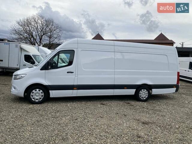 Белый Мерседес Sprinter, объемом двигателя 2.2 л и пробегом 198 тыс. км за 27900 $, фото 9 на Automoto.ua