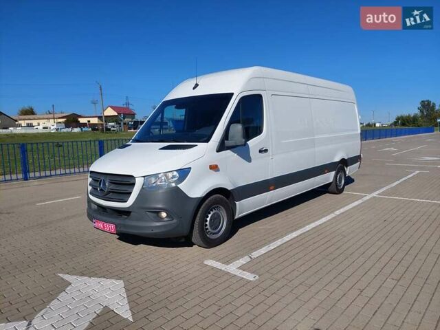 Белый Мерседес Sprinter, объемом двигателя 2.2 л и пробегом 225 тыс. км за 25999 $, фото 13 на Automoto.ua