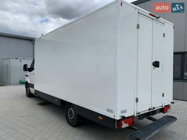 Белый Мерседес Sprinter, объемом двигателя 0 л и пробегом 221 тыс. км за 25736 $, фото 4 на Automoto.ua