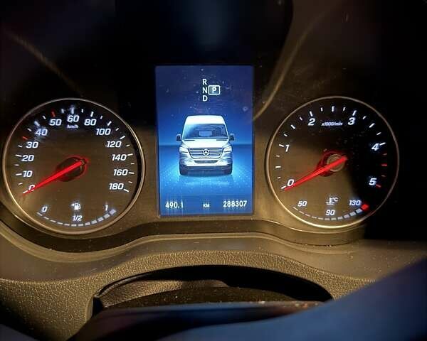 Мерседес Sprinter 2020 в Киеве на Automoto.ua Белый Мерседес Sprinter, объемом двигателя 2.2 л и пробегом 288 тыс. км за 23850 $, фото 41 на Automoto.ua