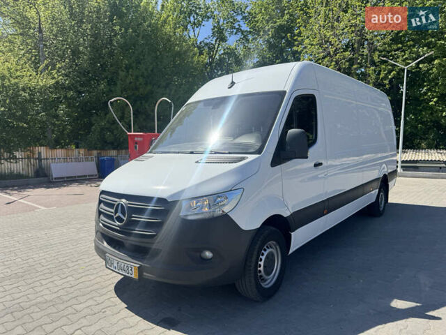 Белый Мерседес Sprinter, объемом двигателя 2.14 л и пробегом 204 тыс. км за 28500 $, фото 1 на Automoto.ua