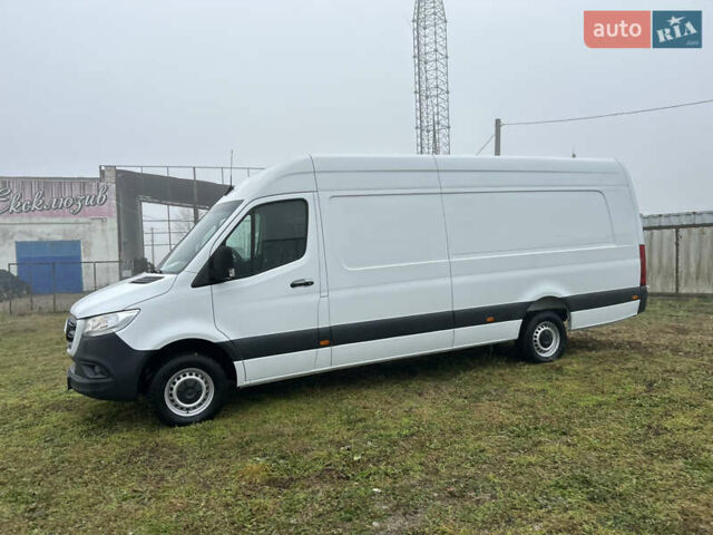 Белый Мерседес Sprinter, объемом двигателя 2.2 л и пробегом 143 тыс. км за 24400 $, фото 6 на Automoto.ua
