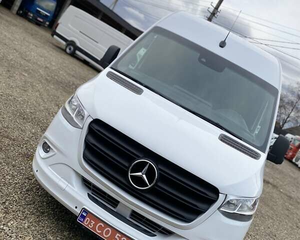 Белый Мерседес Sprinter, объемом двигателя 2.2 л и пробегом 198 тыс. км за 27900 $, фото 28 на Automoto.ua