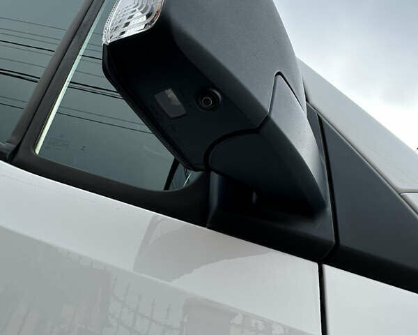 Белый Мерседес Sprinter, объемом двигателя 2.99 л и пробегом 373 тыс. км за 62700 $, фото 13 на Automoto.ua