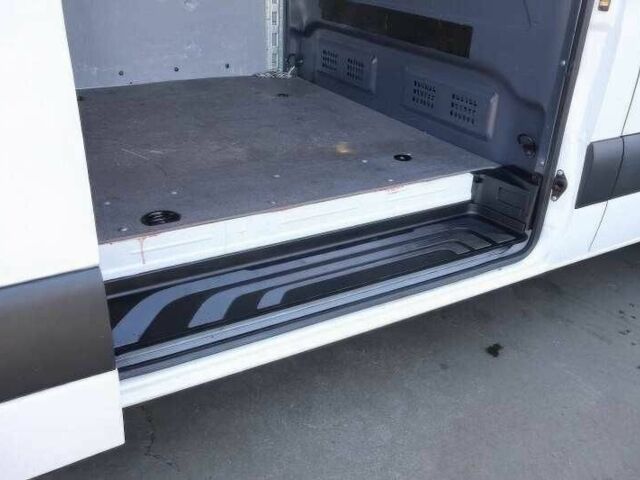 Белый Мерседес Sprinter, объемом двигателя 3 л и пробегом 45 тыс. км за 20400 $, фото 9 на Automoto.ua