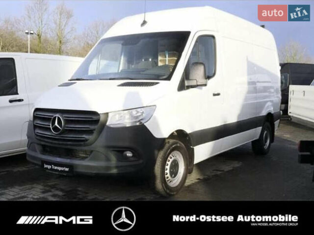 Белый Мерседес Sprinter, объемом двигателя 2.14 л и пробегом 168 тыс. км за 26300 $, фото 2 на Automoto.ua