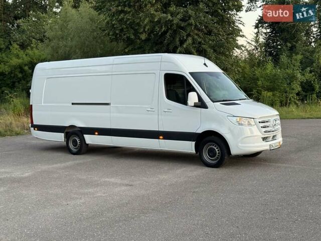 Белый Мерседес Sprinter, объемом двигателя 2.2 л и пробегом 267 тыс. км за 28900 $, фото 18 на Automoto.ua